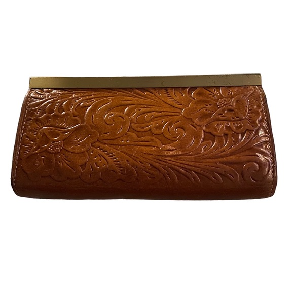 Patricia Nash “Cauchy” hand tooled leather wallet EUC - Picture 2 of 5